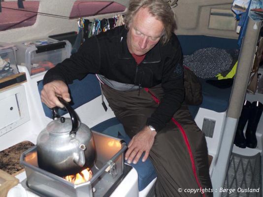 31 July / In tight quarters, there is no need to get out of the sleeping bag to boil water for coffee after some shut-eye