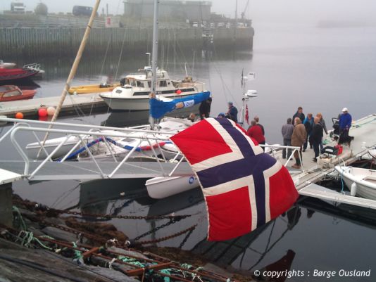 11 July / We arrived in Gamvik this morning, after a quiet trip from Honningsvåg. The mayor and townspeople gave us a very friendly reception. 