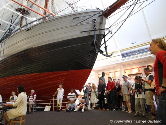 23 June / Explaining the nature of our journey under the mighty bow of the MD «Fram».