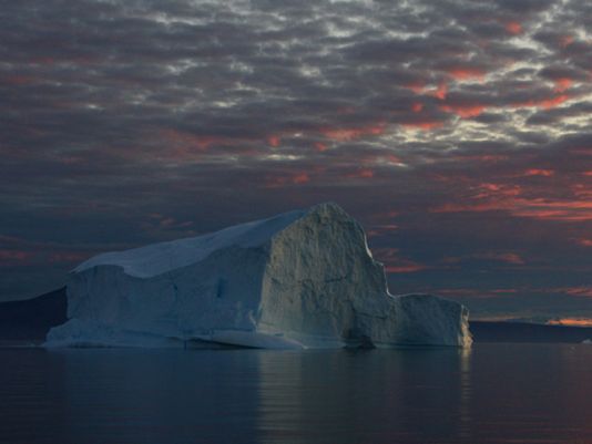 Sailing North Uummannaq fjord.