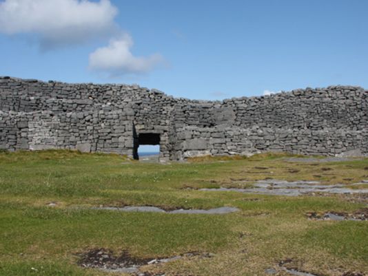 Inish More, Dún Aonghasa's fort, build XI BC