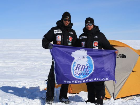 Lapierre et Giasson thanking their sponsors.