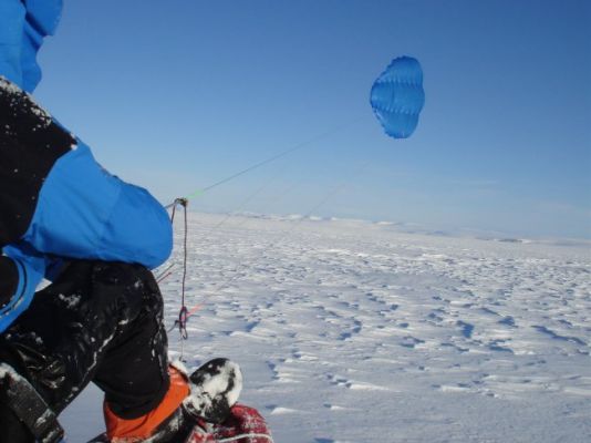 Traction sails have become a traditional means of progress for most polar expeditions.
