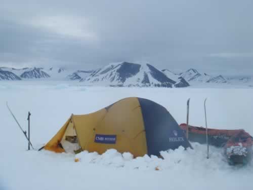 13 June: Last Camp On The Pack Ice: This is where we set up the last camp on the pack ice. We are 10 kilometres away from the mountains.