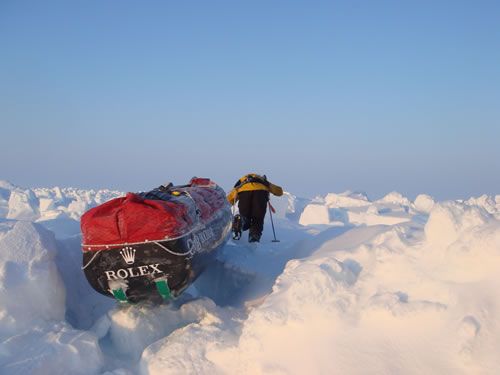 Hauling a sledge accross chaotic ice