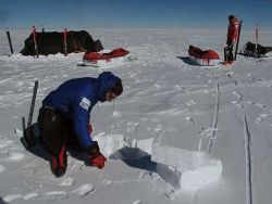 Building an igloo to kill time