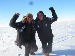 24 January 2012 : Arrival at Hercules Inlet